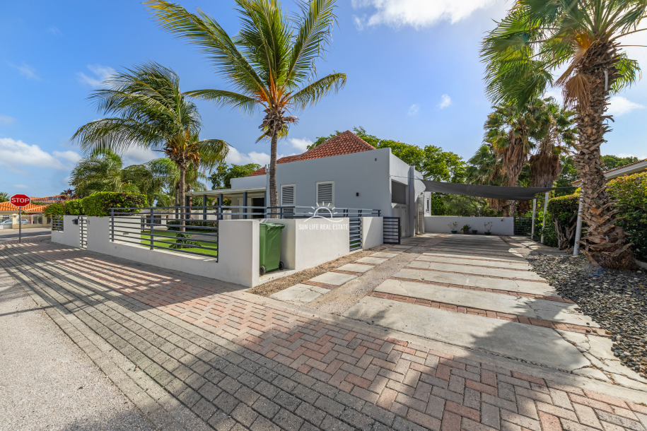 Spacious Villa with Expansion Potential in Popular Villapark Zuurzak-42