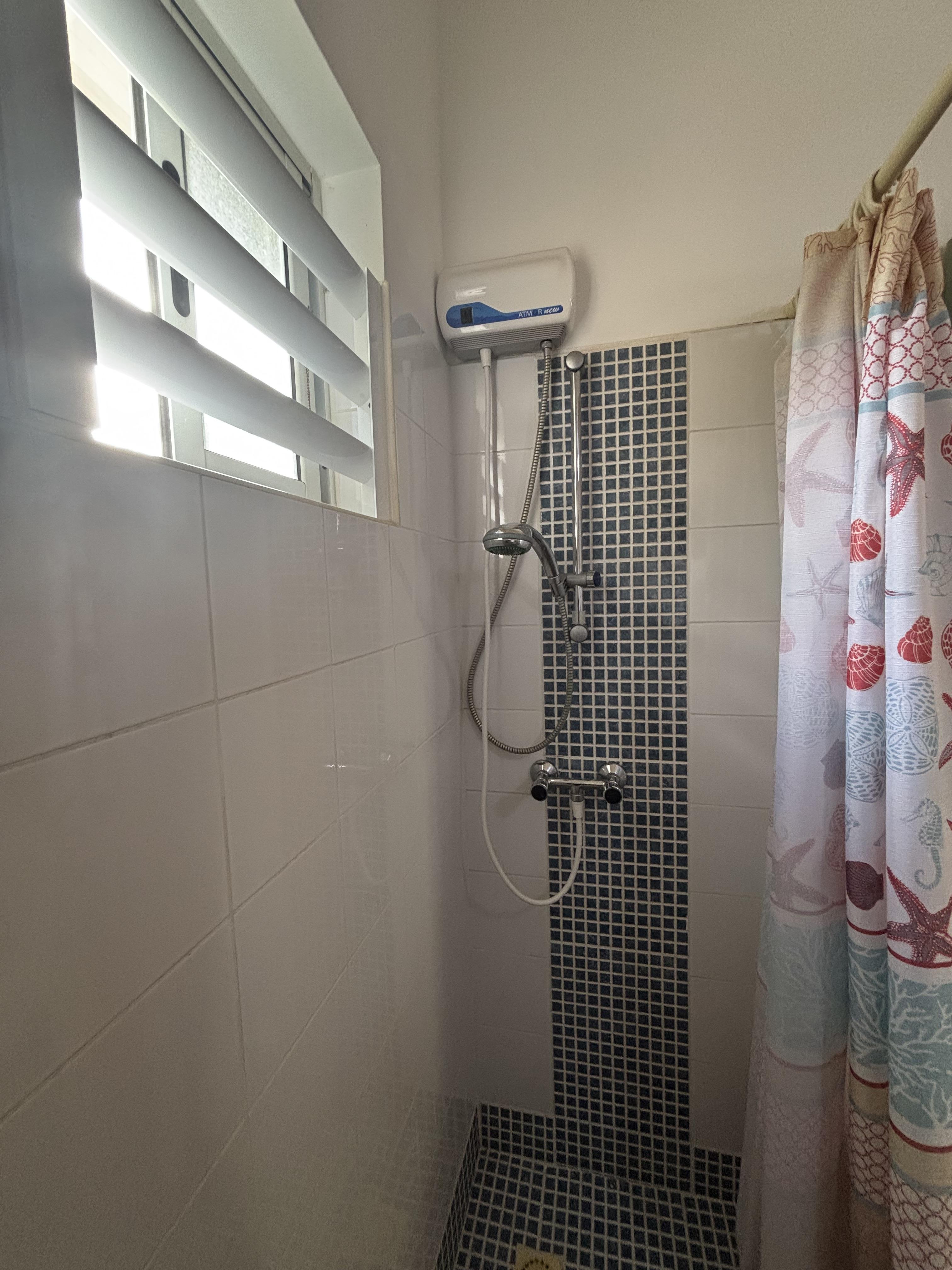 Charming 2-Bedroom Bungalow in Caribbean Beach Resort, Piscadera