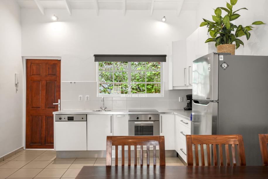 Blue Marlin Apartments, Close to mambo beach!-12