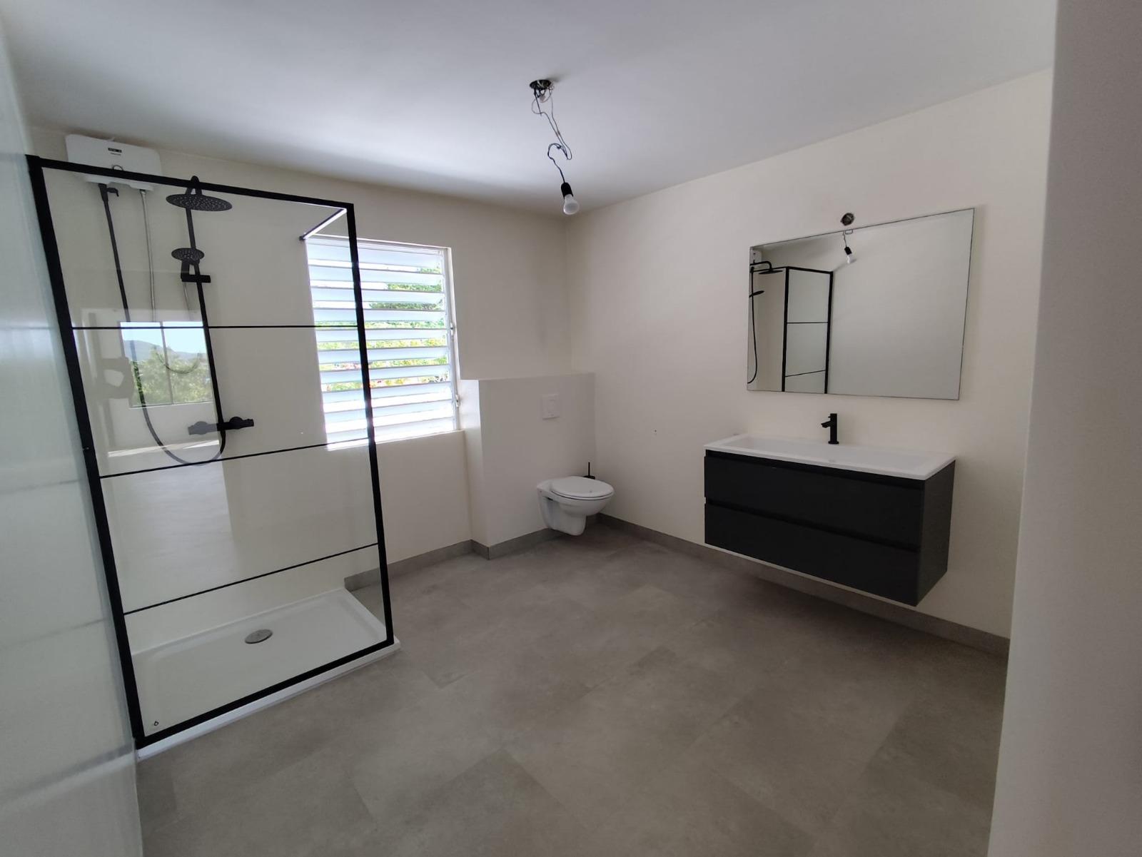 House with views over the Spanish Water and Tafelberg for sale in Brakkeput Ariba