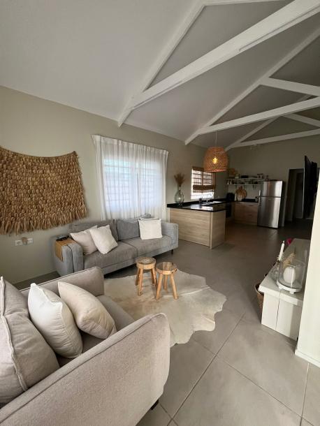 Investment Opportunity: Beautiful Bungalow at Resort East Hill – Rented Until February 2026-5