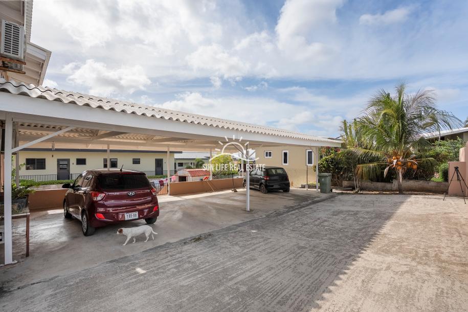 Traditionele woning met 4 slaapkamers en appartement te koop in Saliña Harbor View-45