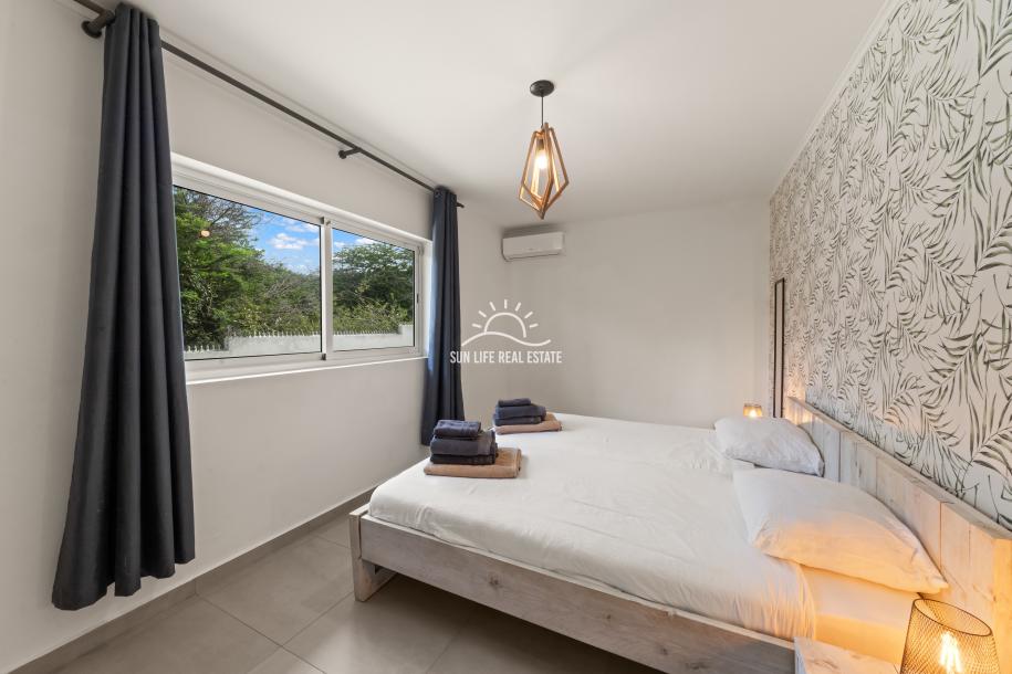 Spacious Modern 4-Bedroom Luxury Villa for Sale in Vista Royal-8