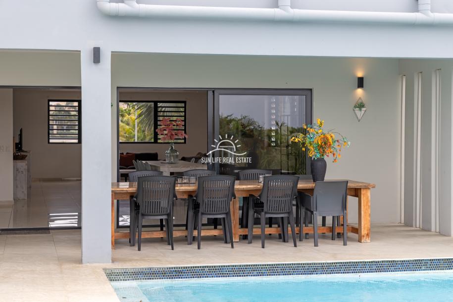 Spacious Modern 4-Bedroom Luxury Villa for Sale in Vista Royal-53