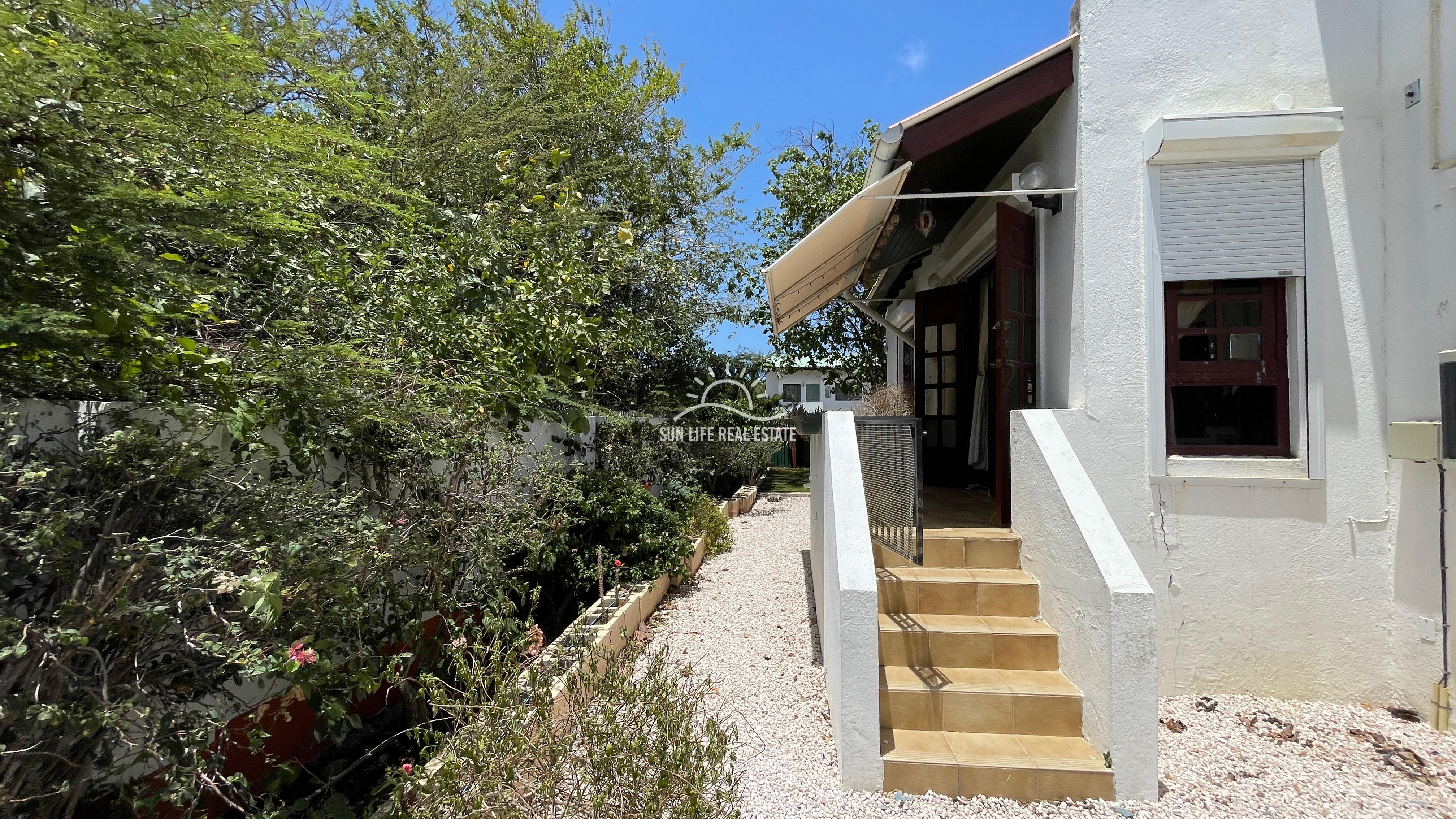 Charming Home with Private Pool and Apartment for Sale in Cas Grandi