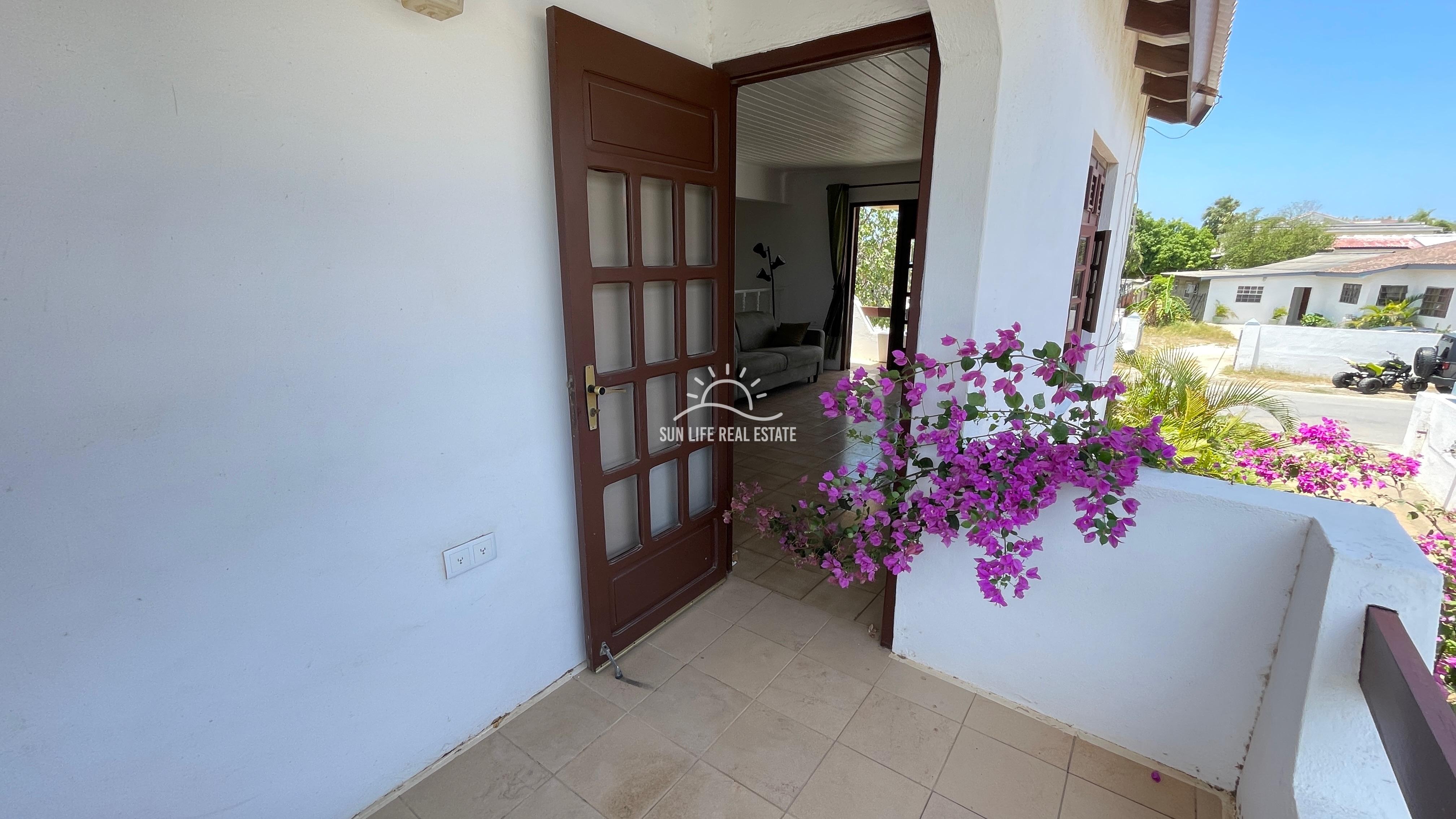 Charming Home with Private Pool and Apartment for Sale in Cas Grandi