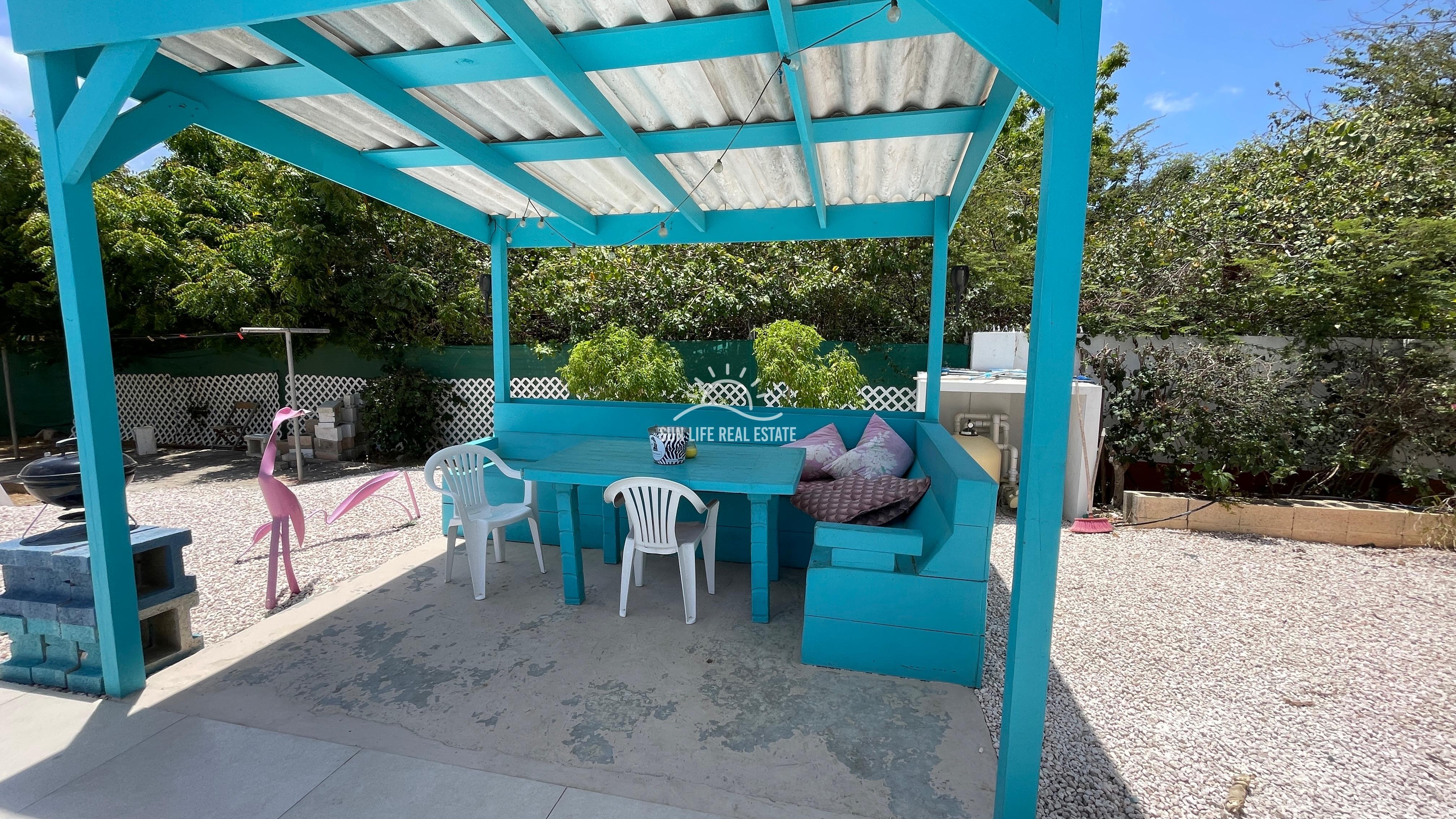 Charming Home with Private Pool and Apartment for Sale in Cas Grandi