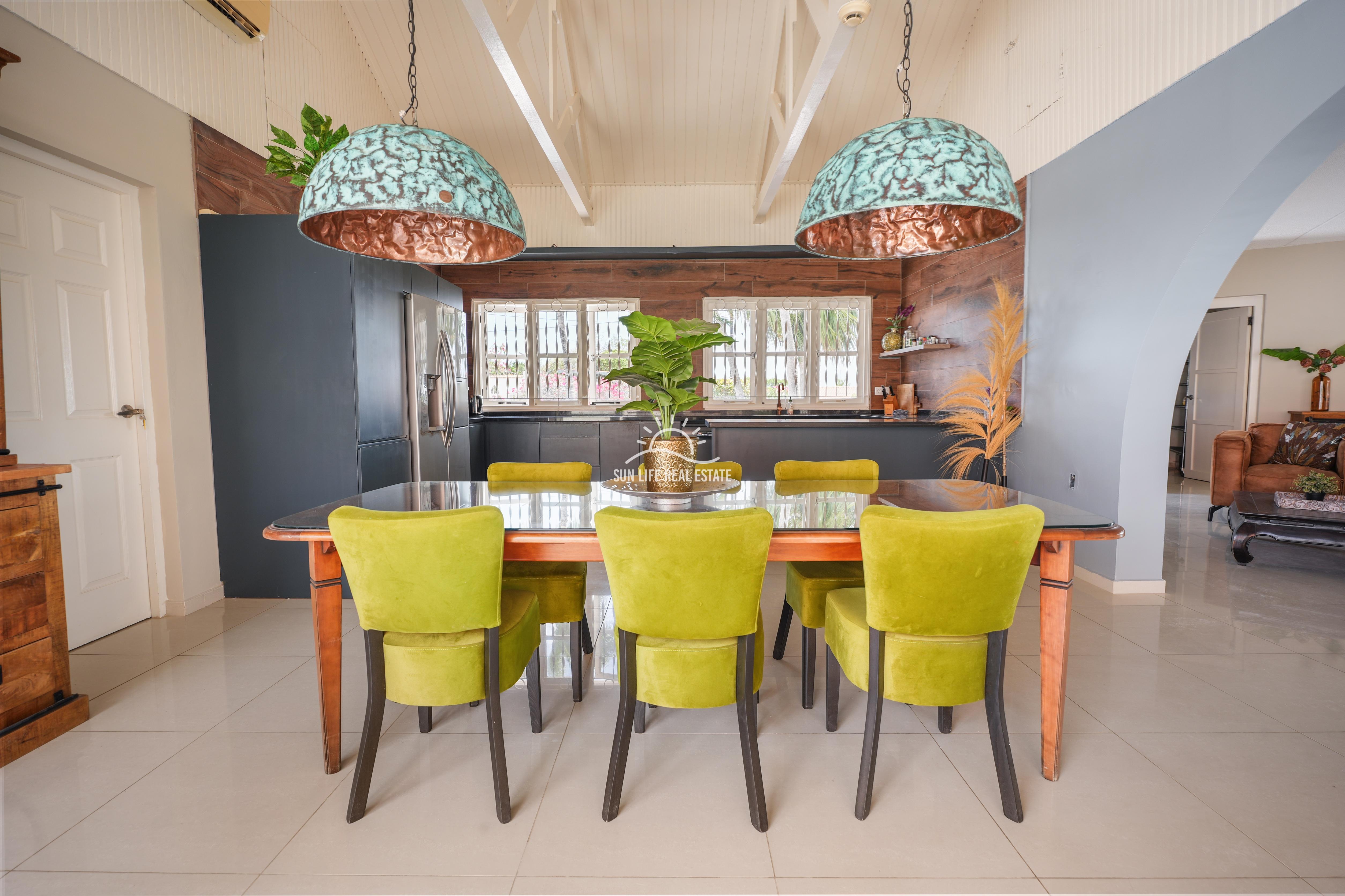 Expansive Home with Apartment & Generous Lot for Sale in Bottelier