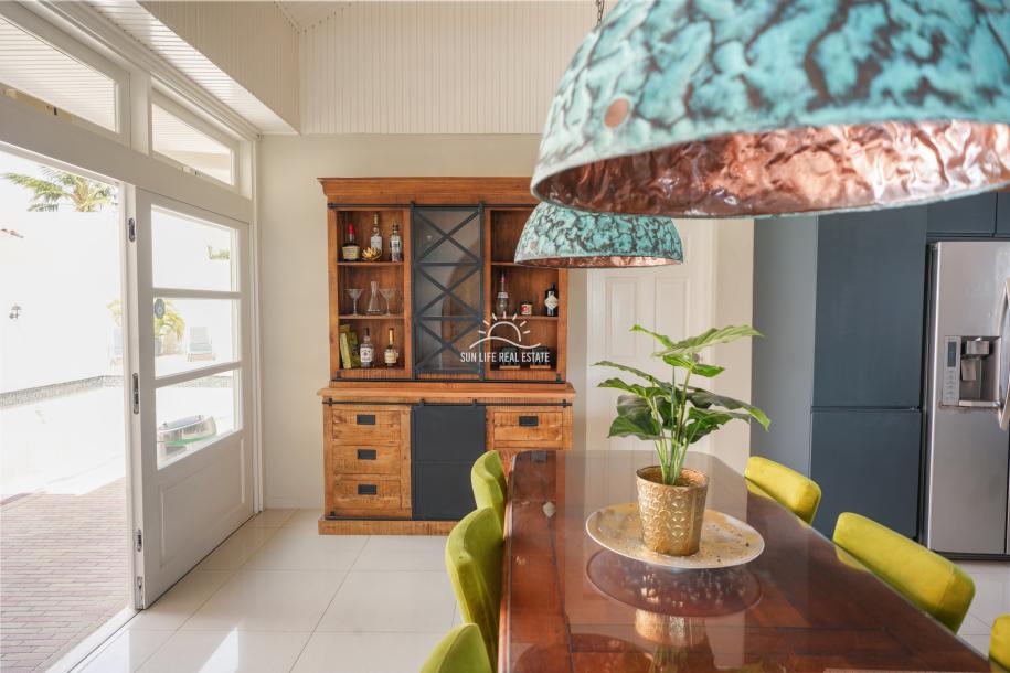 Expansive Home with Apartment & Generous Lot for Sale in Bottelier-23