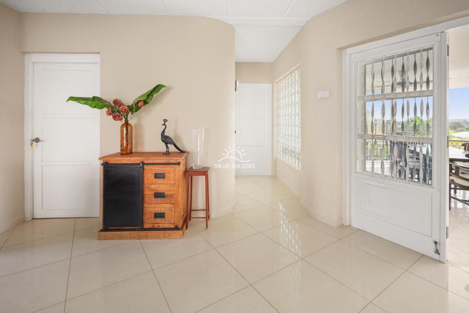 Expansive Home with Apartment & Generous Lot for Sale in Bottelier-33