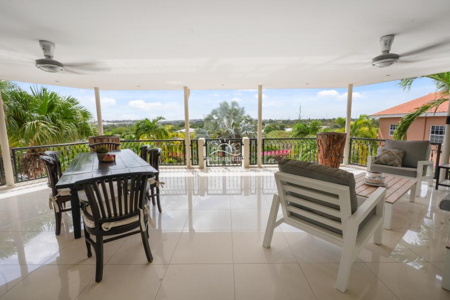 Expansive Home with Apartment & Generous Lot for Sale in Bottelier-27