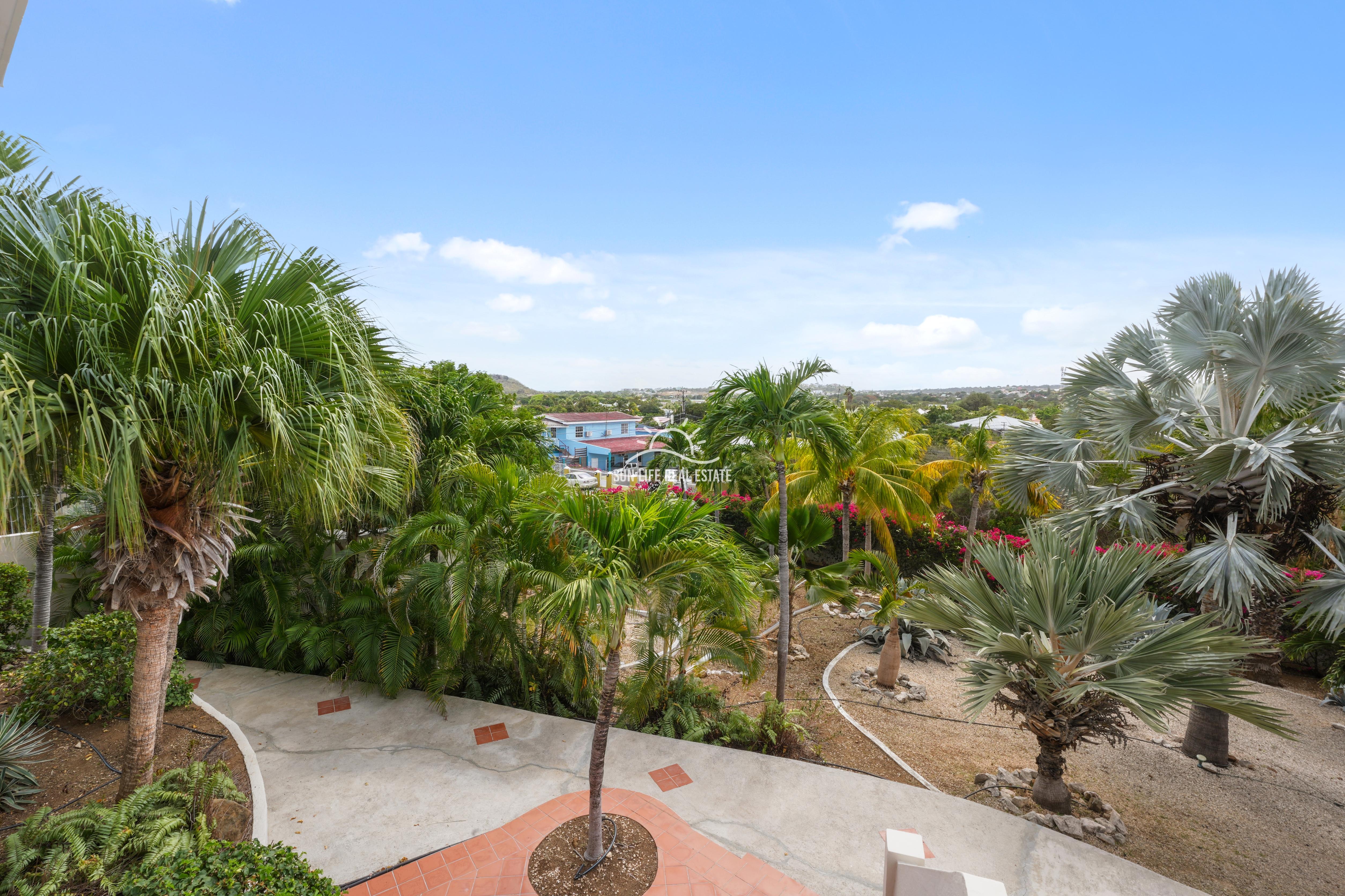 Expansive Home with Apartment & Generous Lot for Sale in Bottelier