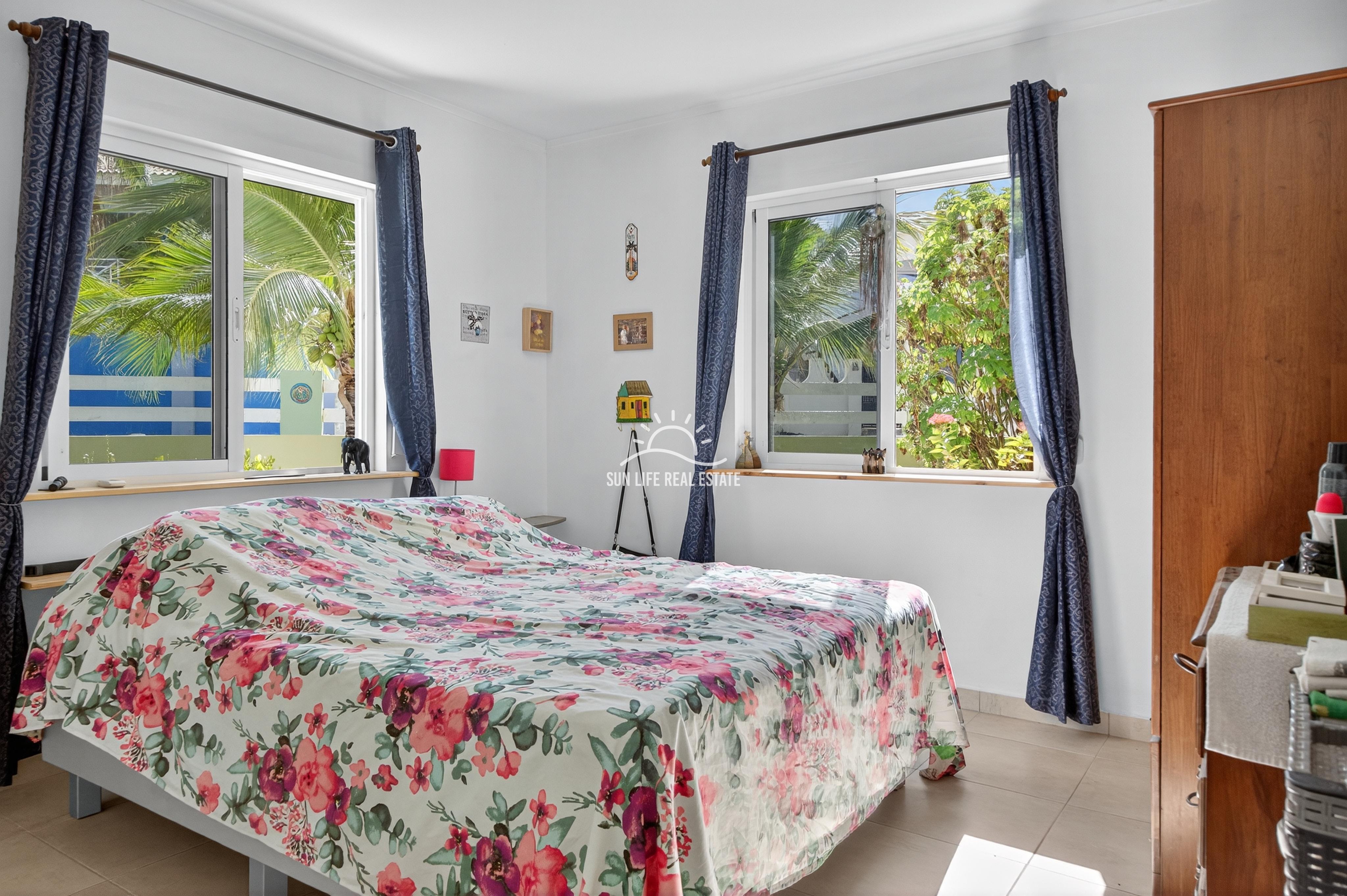 Move-in Ready 3-Bedroom Villa with Private Pool in Villapark Fontein