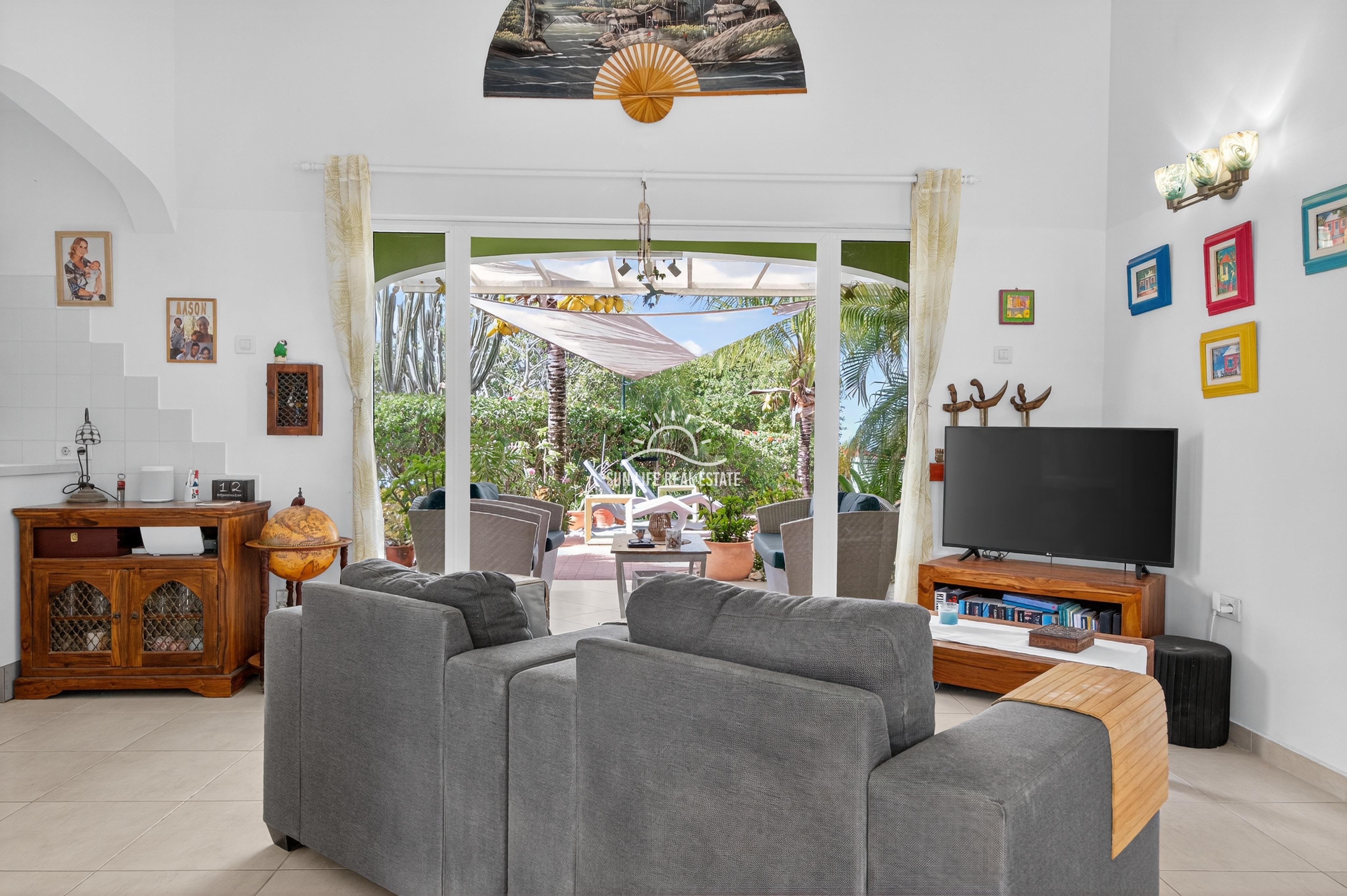 Move-in Ready 3-Bedroom Villa with Private Pool in Villapark Fontein