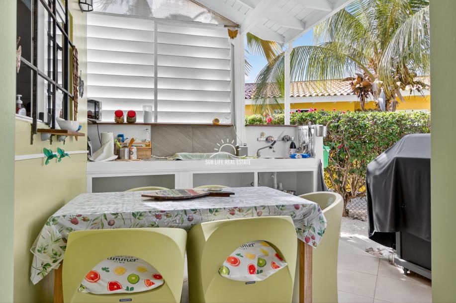 Move-in Ready 3-Bedroom Villa with Private Pool in Villapark Fontein-14