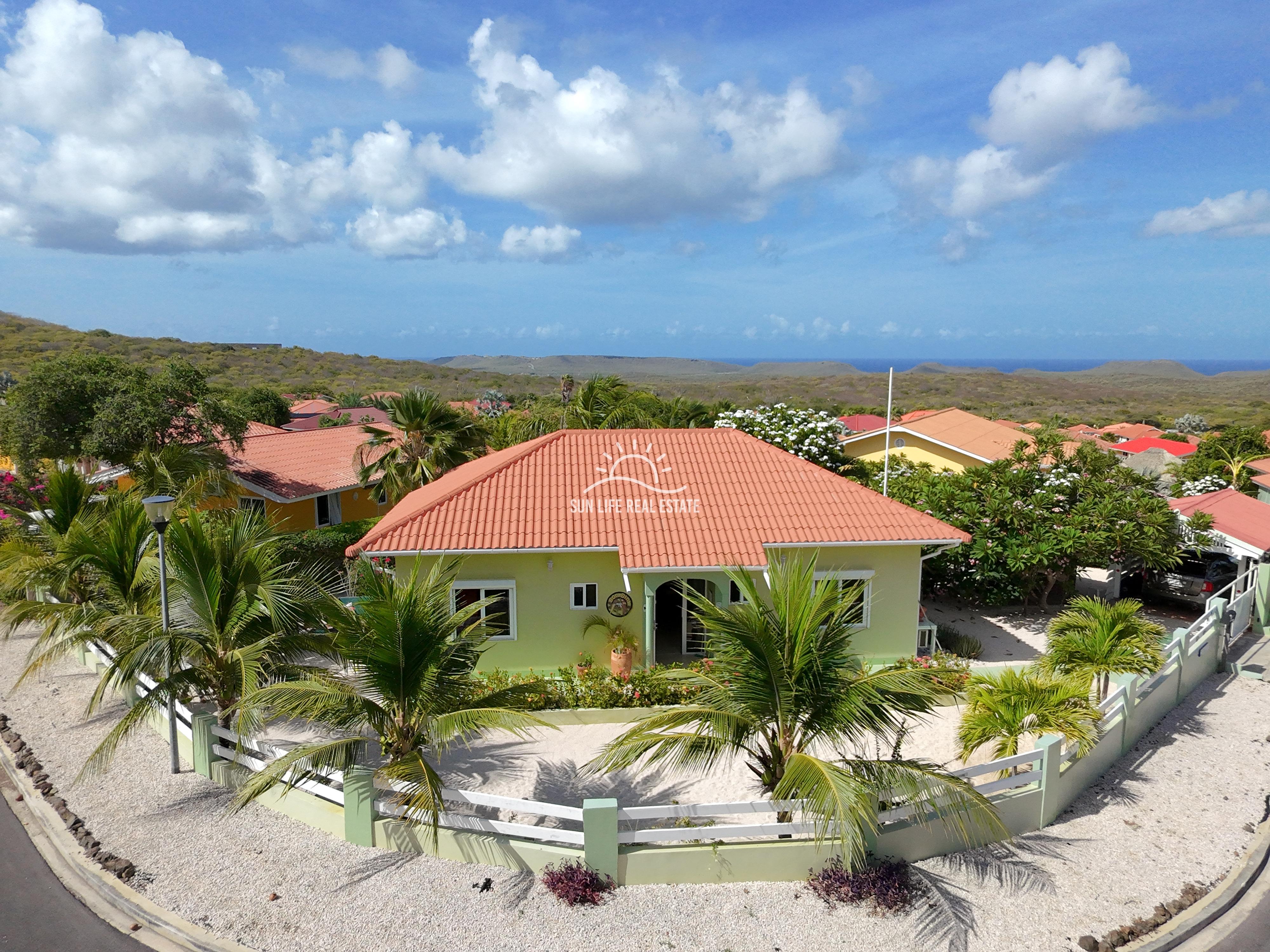 Move-in Ready 3-Bedroom Villa with Private Pool in Villapark Fontein