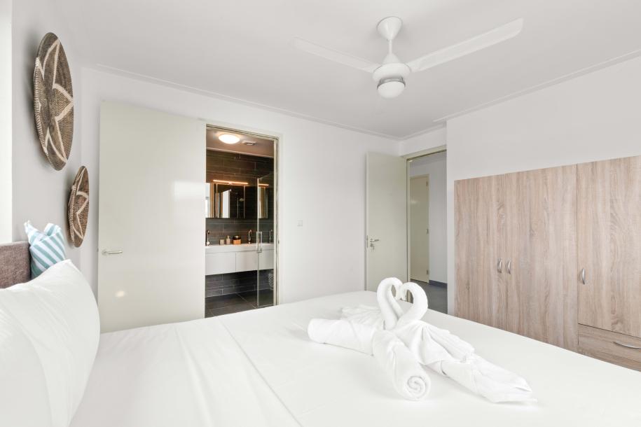 Turnkey Luxury  Apartment With Stunning Views for Sale in Old Jan Thiel-16