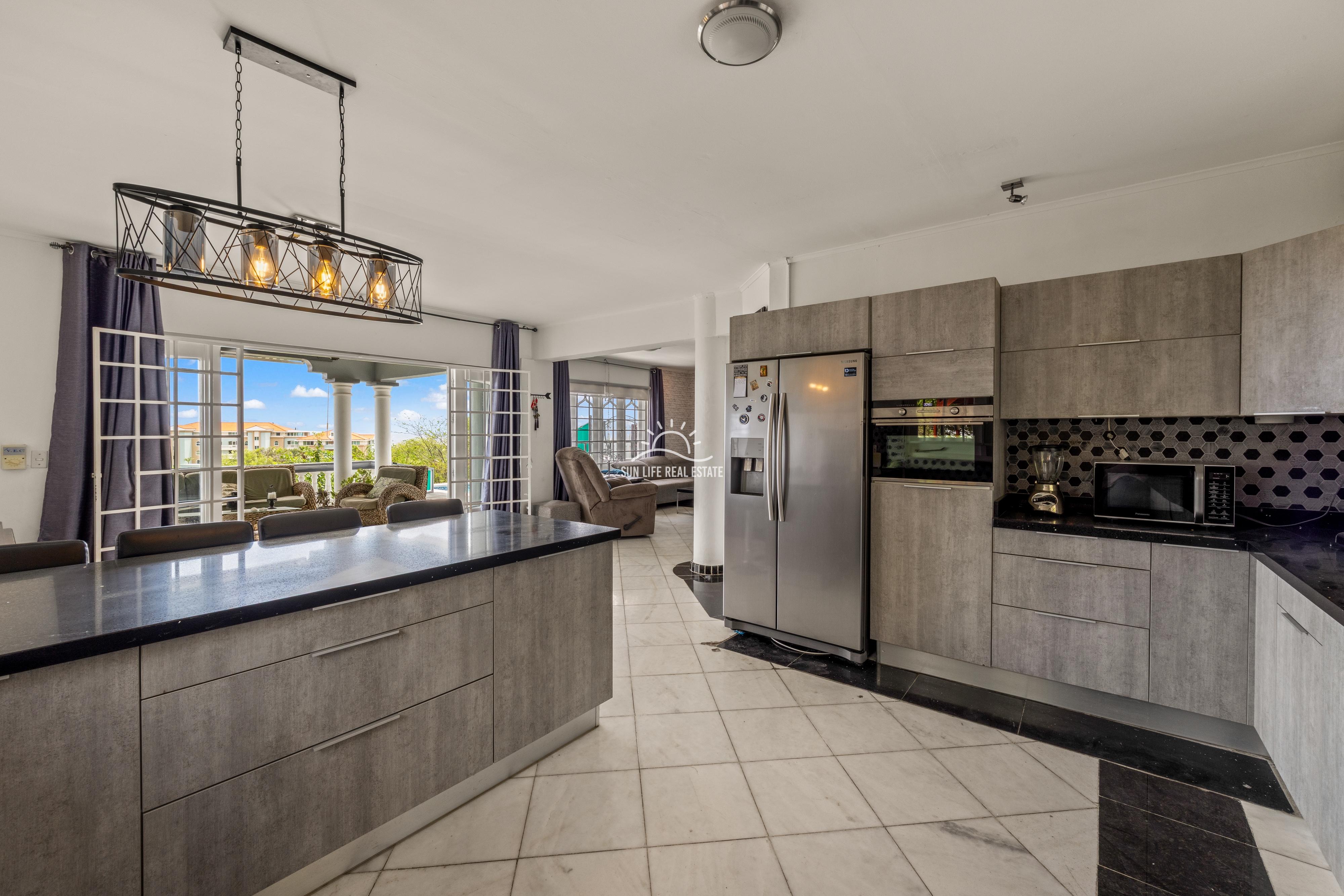 Renovated Villa with 2 Apartments & Sea Views For Sale in Piscadera