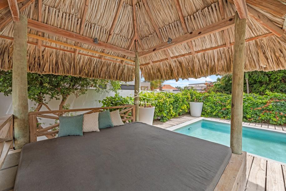 Fully Furnished 3-Bedroom Villa with Private Pool in Vista Royal, Walking Distance to Jan Thiel Beach-48