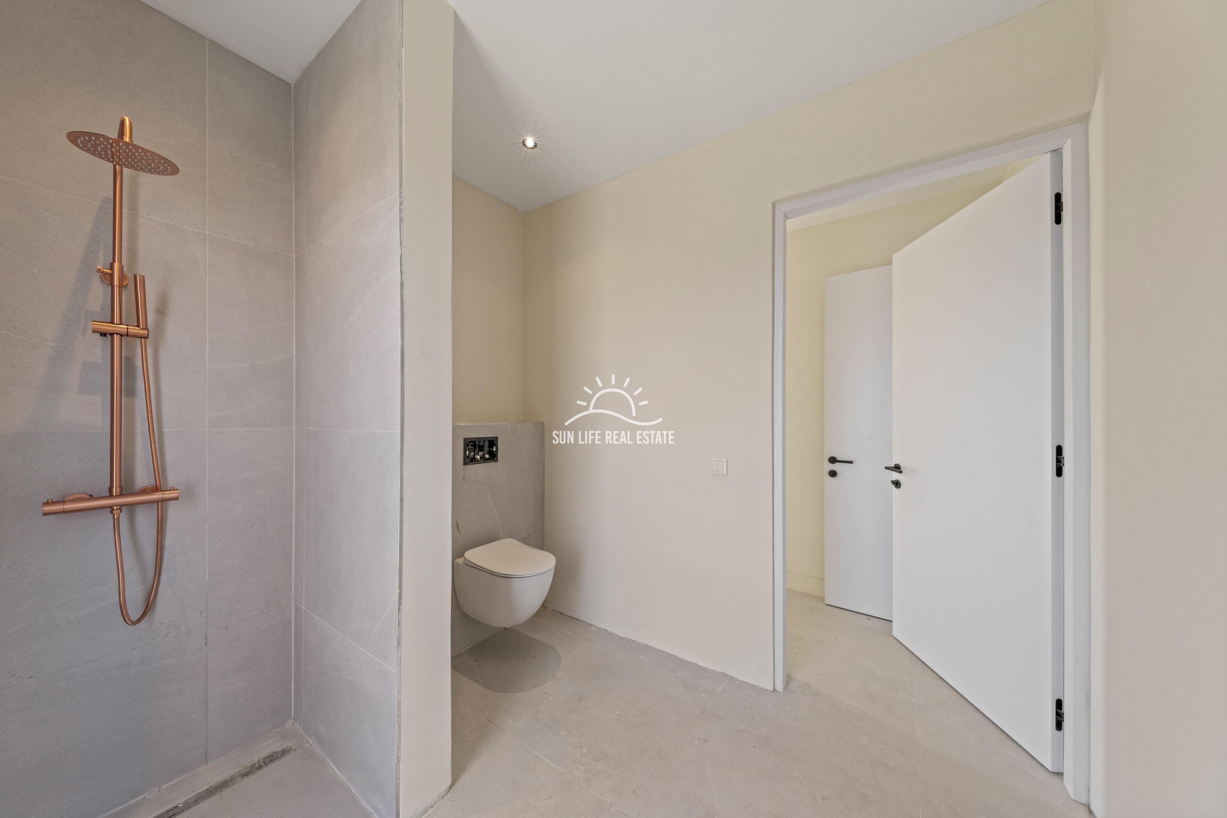 Newly Built Modern Luxury Villa for Rent in Hofi Sint Joris