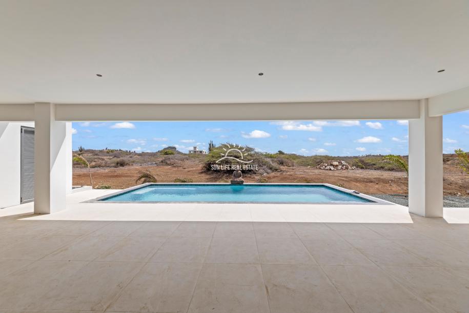 Newly Built Modern Luxury Villa for Rent in Hofi Sint Joris-12