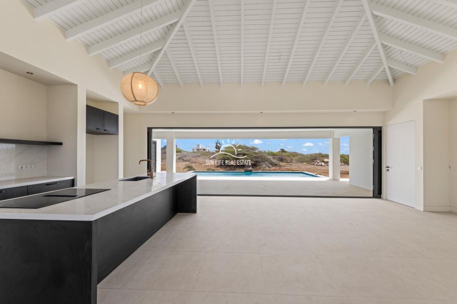 Newly Built Modern Luxury Villa for Rent in Hofi Sint Joris-6