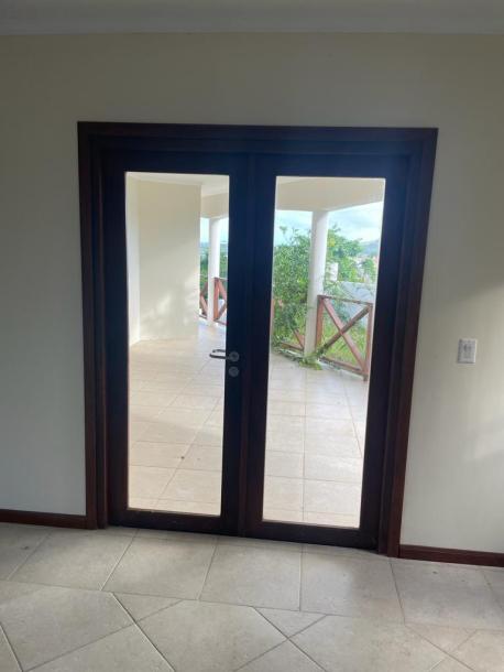 Spacious Multi-Level Home with Sea Views & Three Independent Living Spaces in Jan Sofat-17