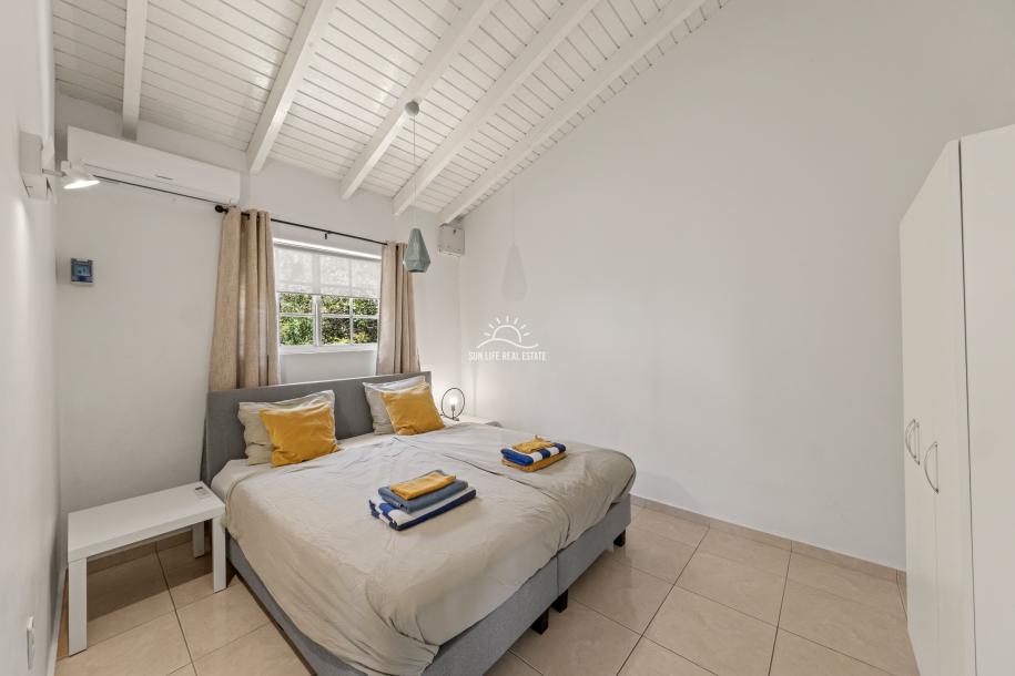 Mini-Resort with 3 Rental Units and Pool for Sale in Cas Grandi-31