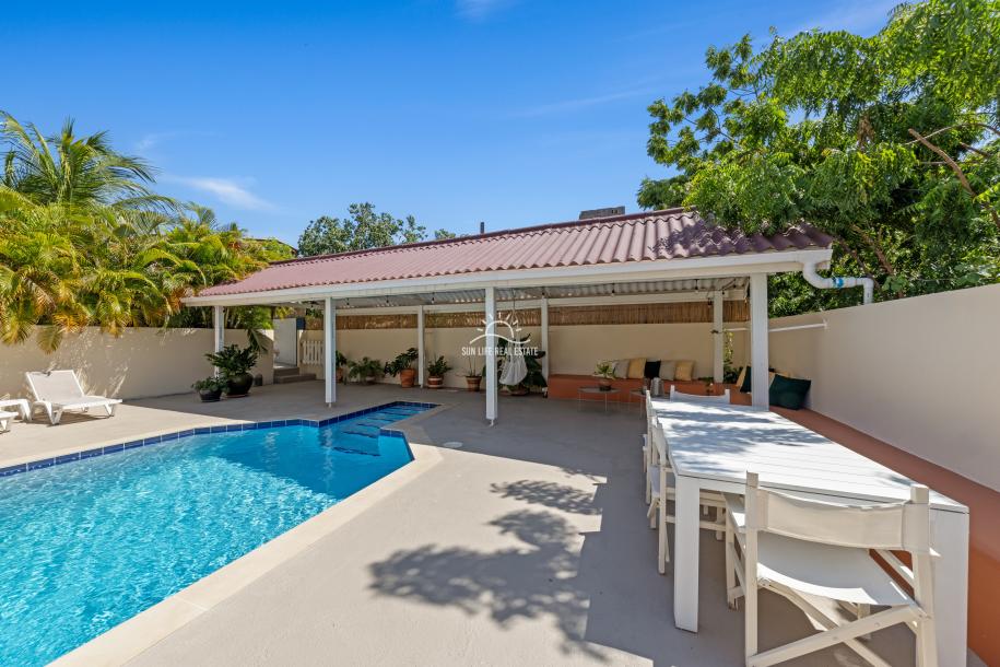 Mini-Resort with 3 Rental Units and Pool for Sale in Cas Grandi-65