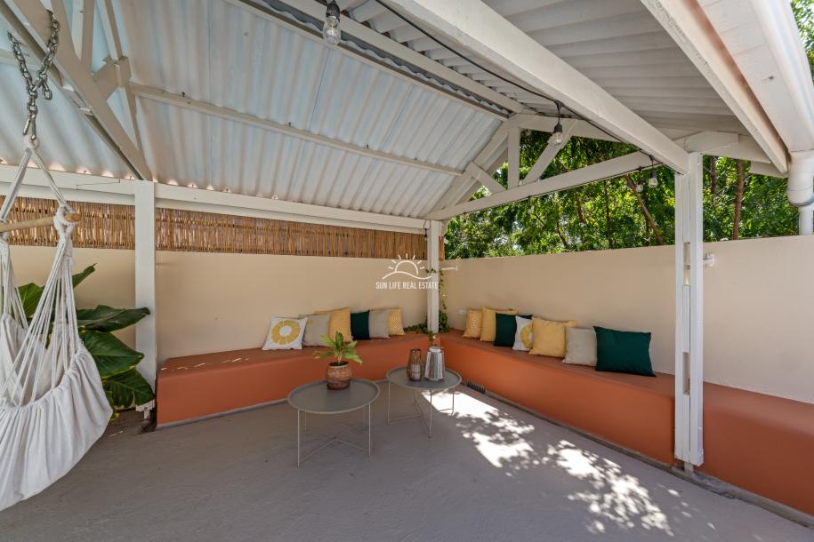 Mini-Resort with 3 Rental Units and Pool for Sale in Cas Grandi-45