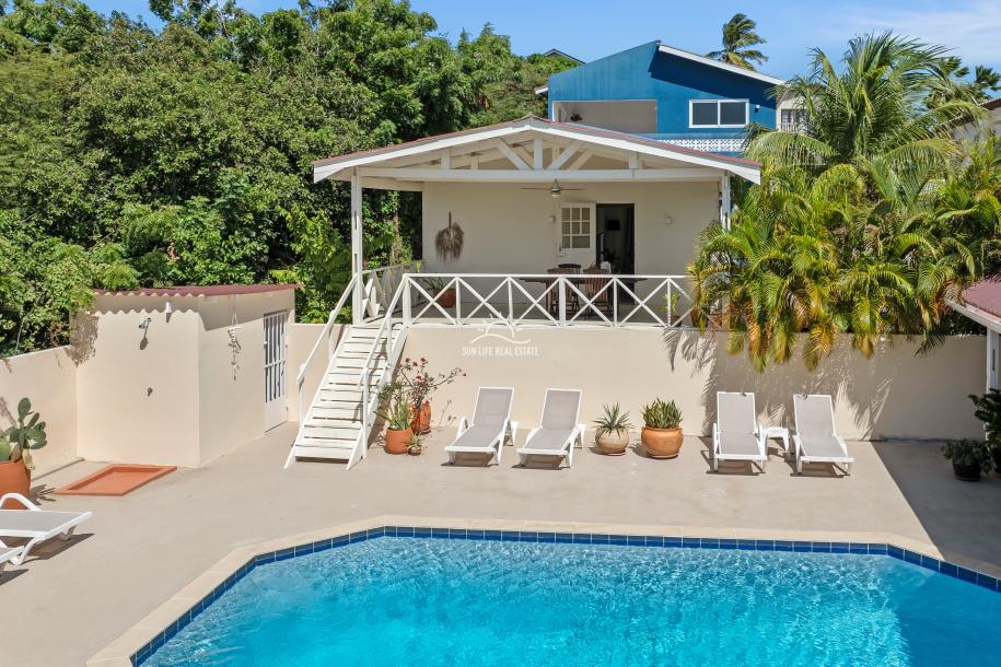 Mini-Resort with 3 Rental Units and Pool for Sale in Cas Grandi-56