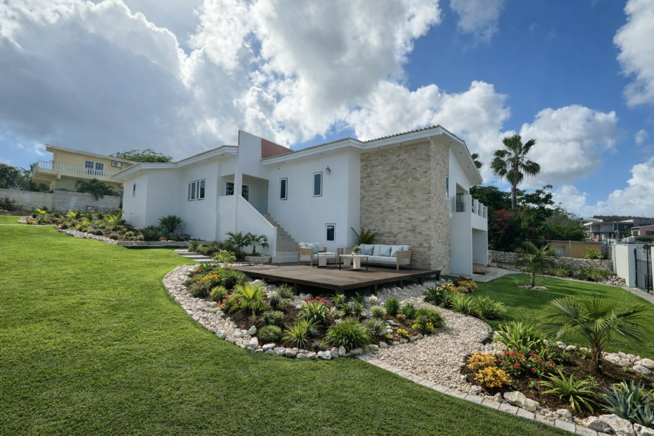 Luxury Family Home Under Full Renovation - Cas Grandi-7