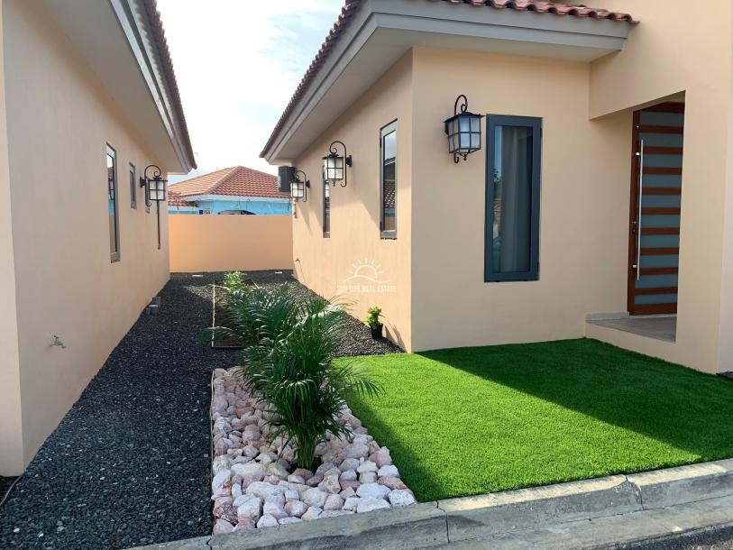 Modern Furnished house for rent in Julianadorp-18