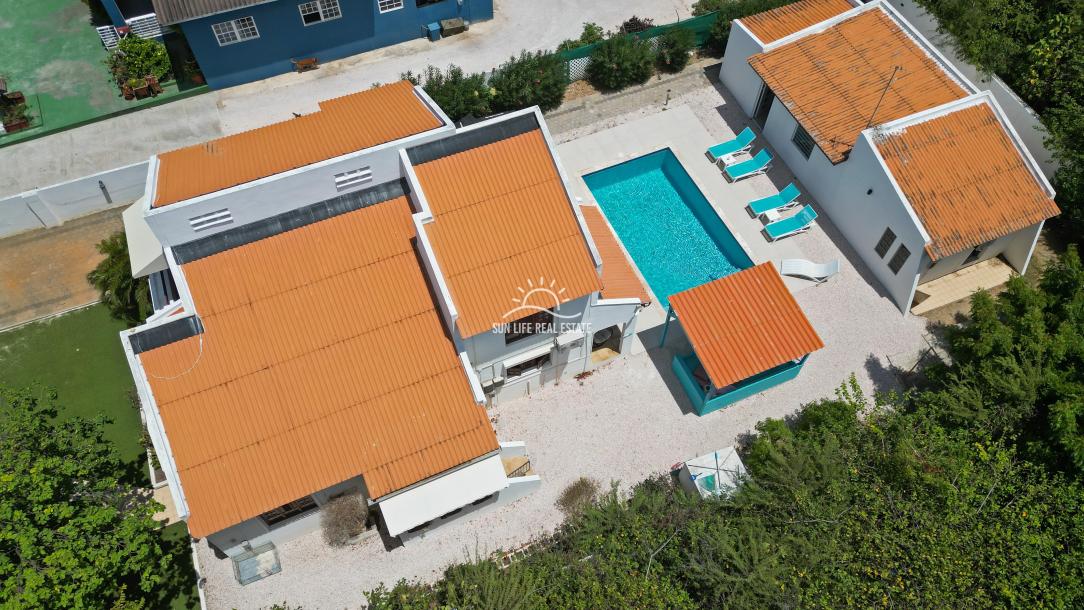 Charming Home with Private Pool and Apartment for Rent in Cas Grandi-3