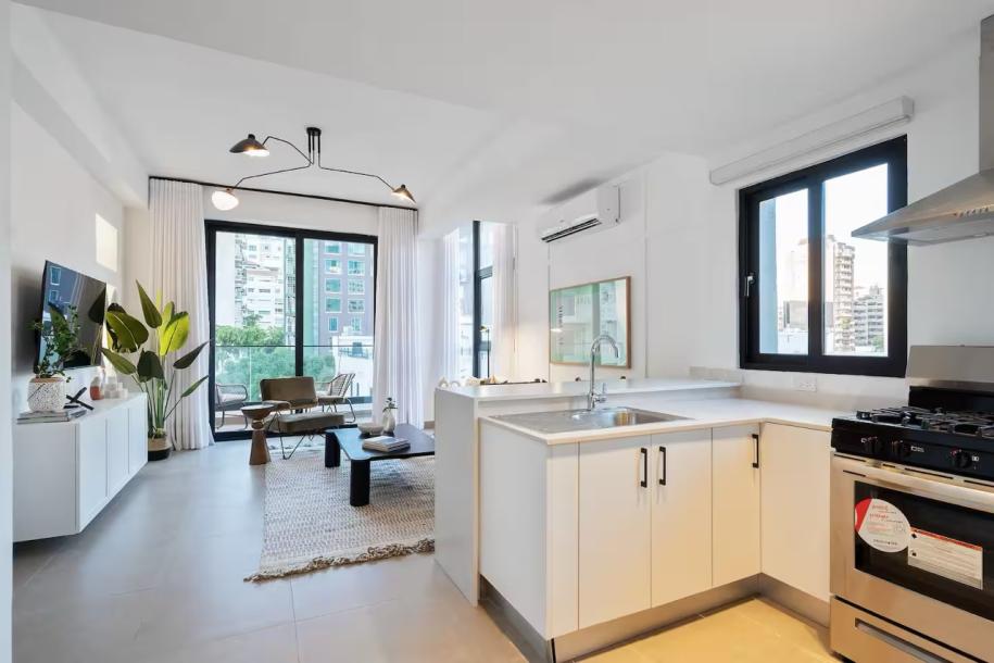 Luxury 1-Bedroom Apartment for Sale in Piantini – Fully Furnished with Proven Airbnb Income-6