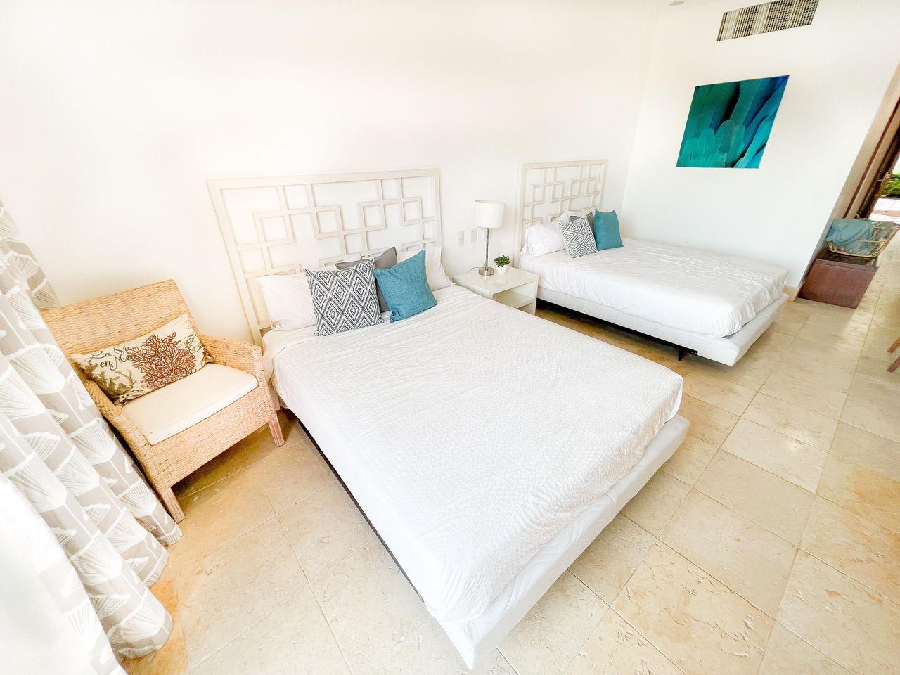 Charming Studio with Stunning Sea & Golf Course Views