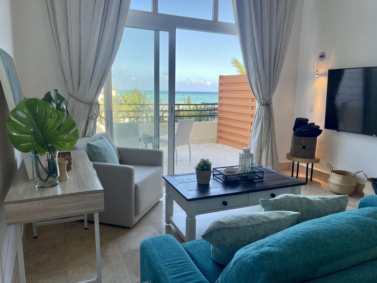 Luxury 1BR Loft with Stunning Sea & Pool Views