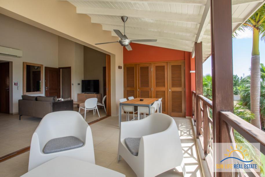 Waterfront apartment located on the first floor on a private beach-13