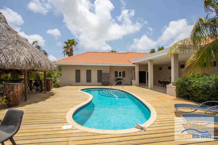Luxury and spacious house for sale in Villapark Zuurzak-31