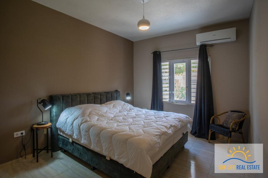Luxury and spacious house for sale in Villapark Zuurzak-11