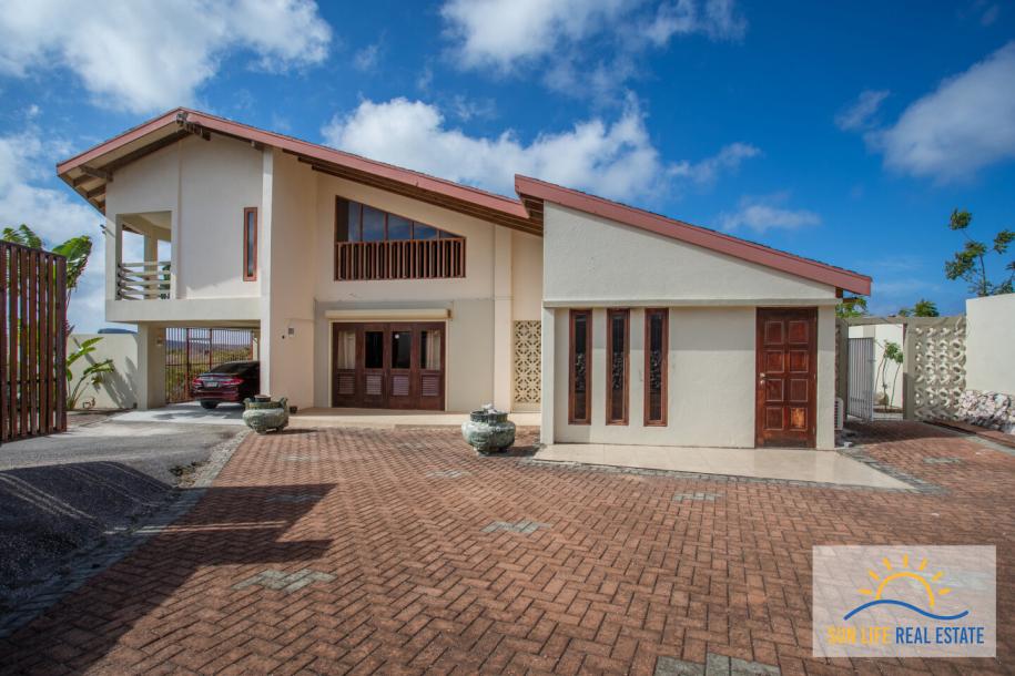 Large Fixer Up for Sale in Jan Thiel on a 1300 M2 plot-13