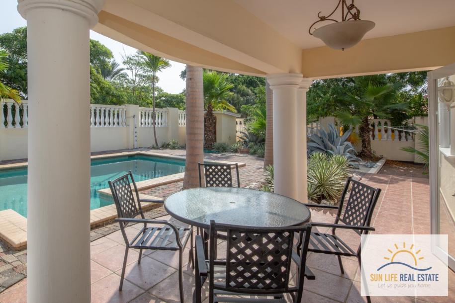 Exclusive and Spacious Residence at Villapark Zuurzak For Sale-62