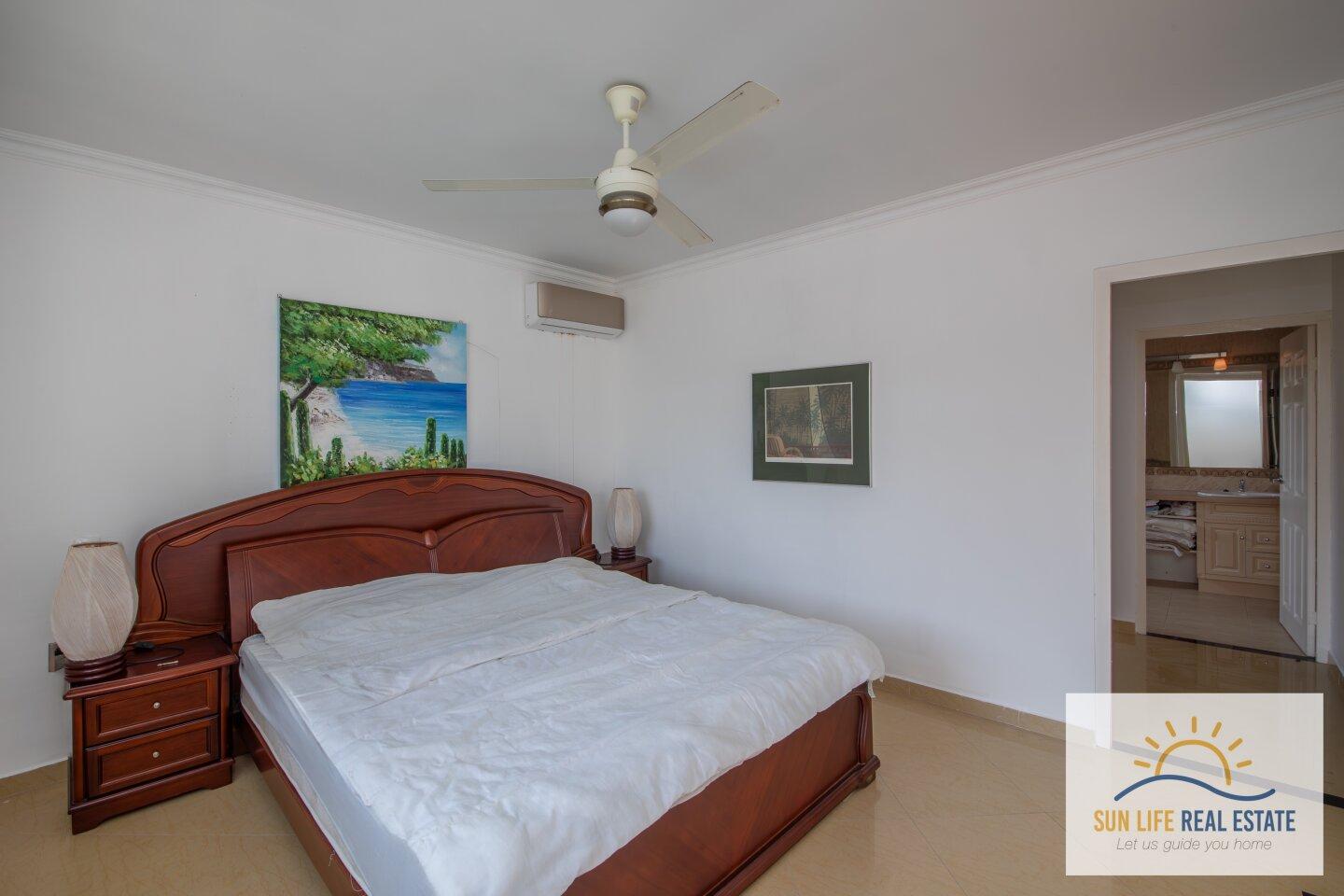 Exclusive and Spacious Residence at Villapark Zuurzak For Sale