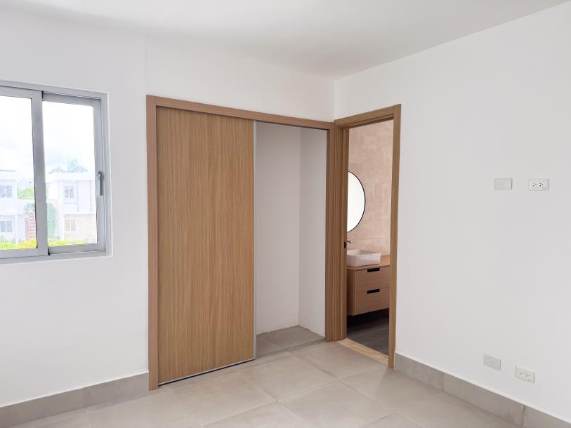 3 bedrooms villa for sale in White Sands-25