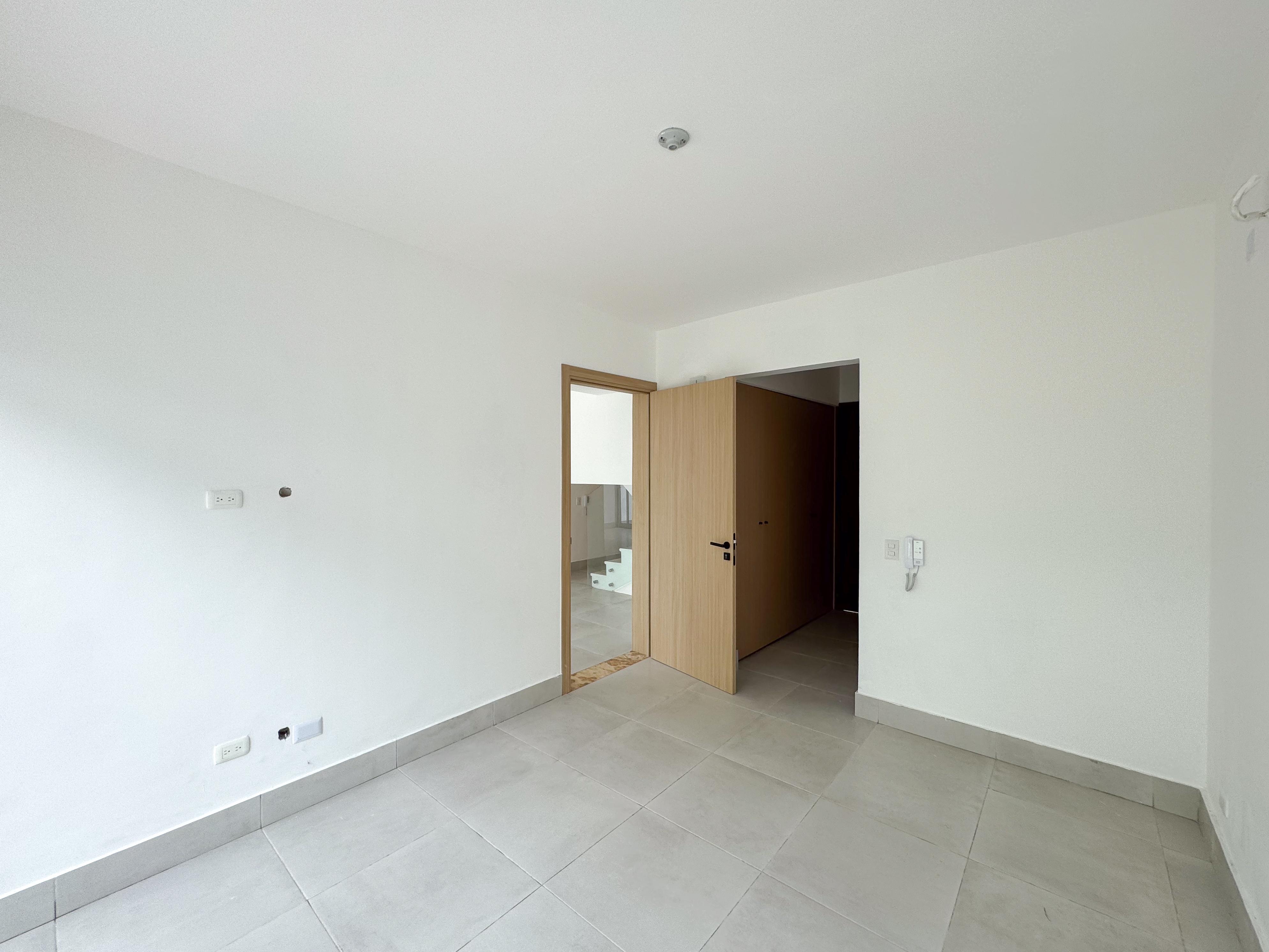 3 bedrooms villa for sale in White Sands