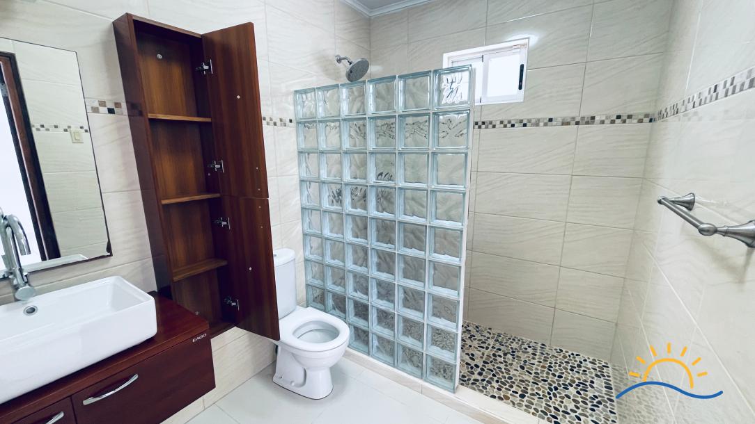 Spacious 4-Bedroom Villa with Rooftop Views for rent in Janwe-18