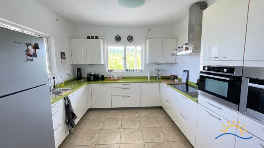 Seize the Opportunity to Invest in This Unique Villa with a Fully Customizable Ground Floor in Villapark Fontein-7