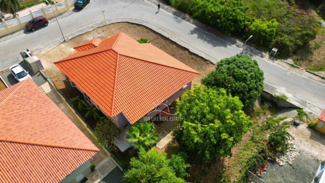 Beautiful large villa in the safe Damasco resort-2