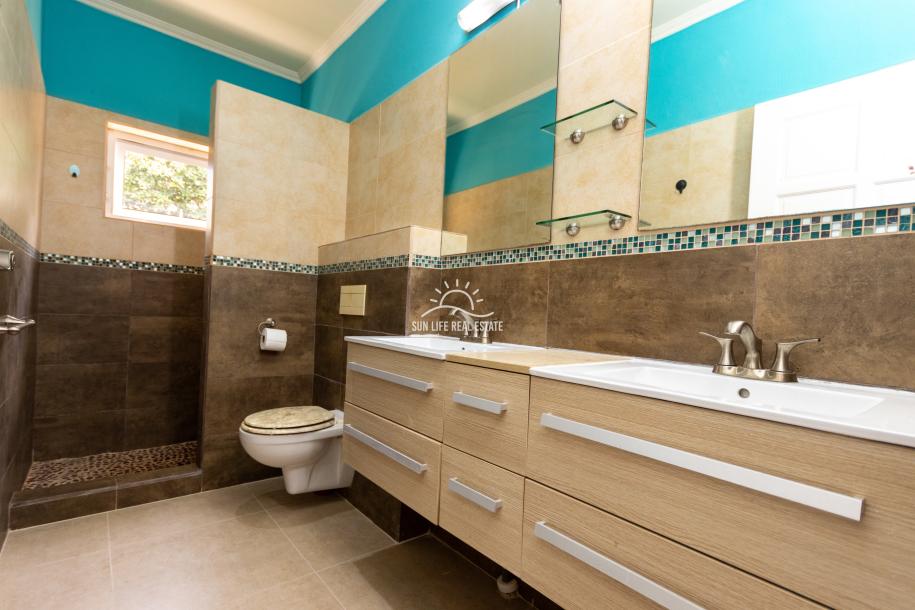 Spacious Family Home for Rent in Montaña-36