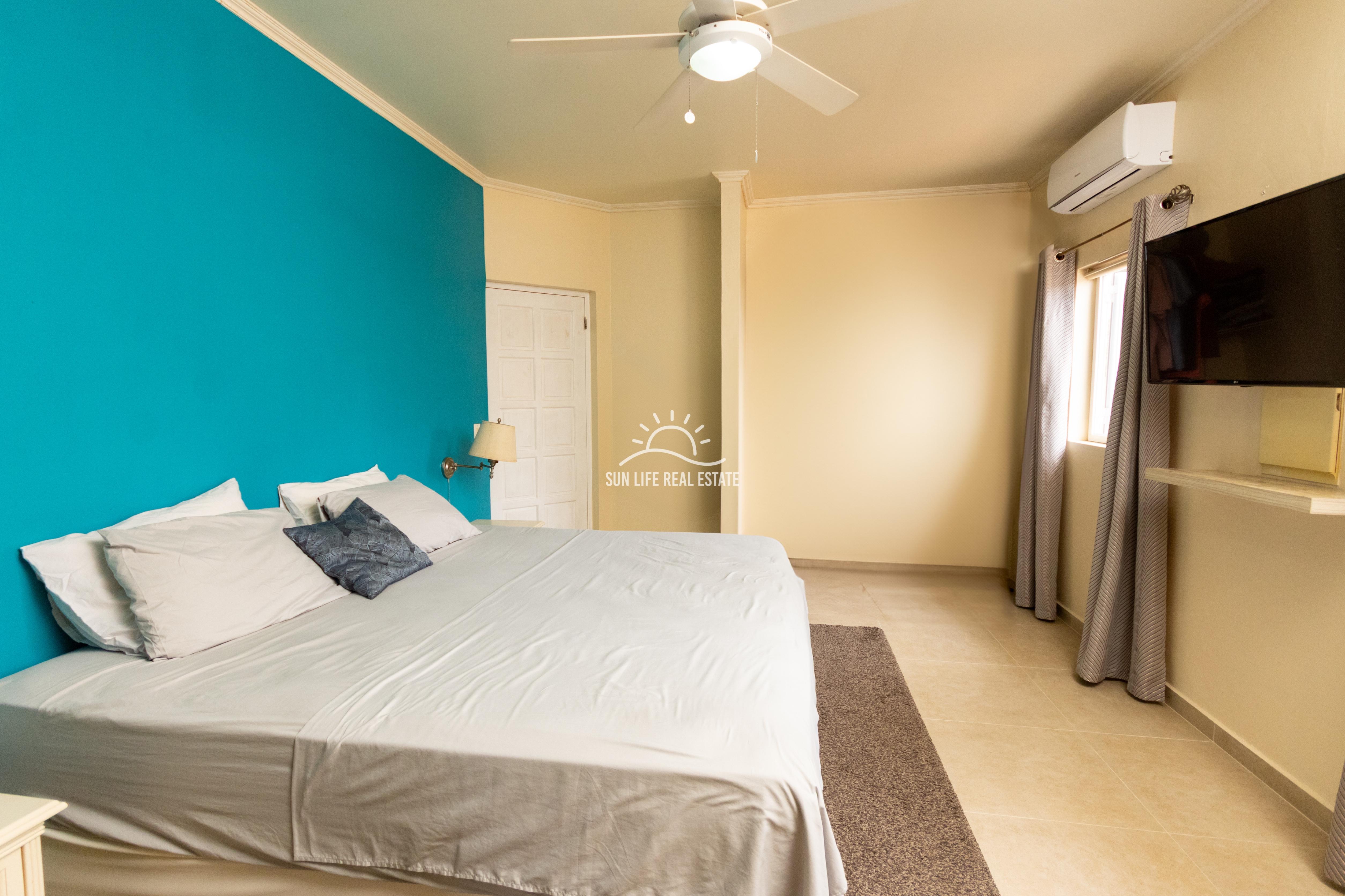 Spacious Family Home for Rent in Montaña